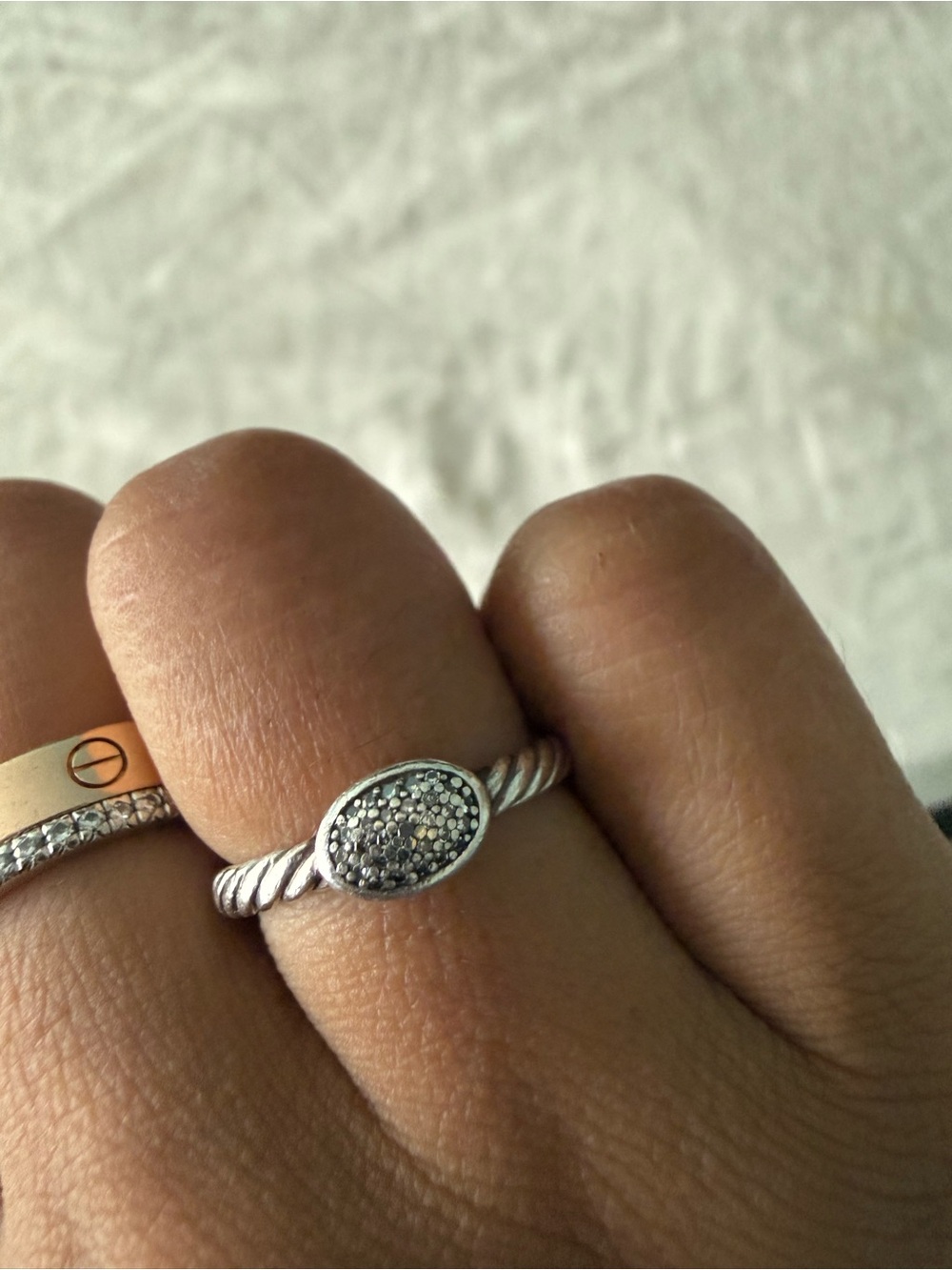 David Yurman Petite Pavé Oval Diamond Ring in Sterling Silver - Picture 3 of 6
